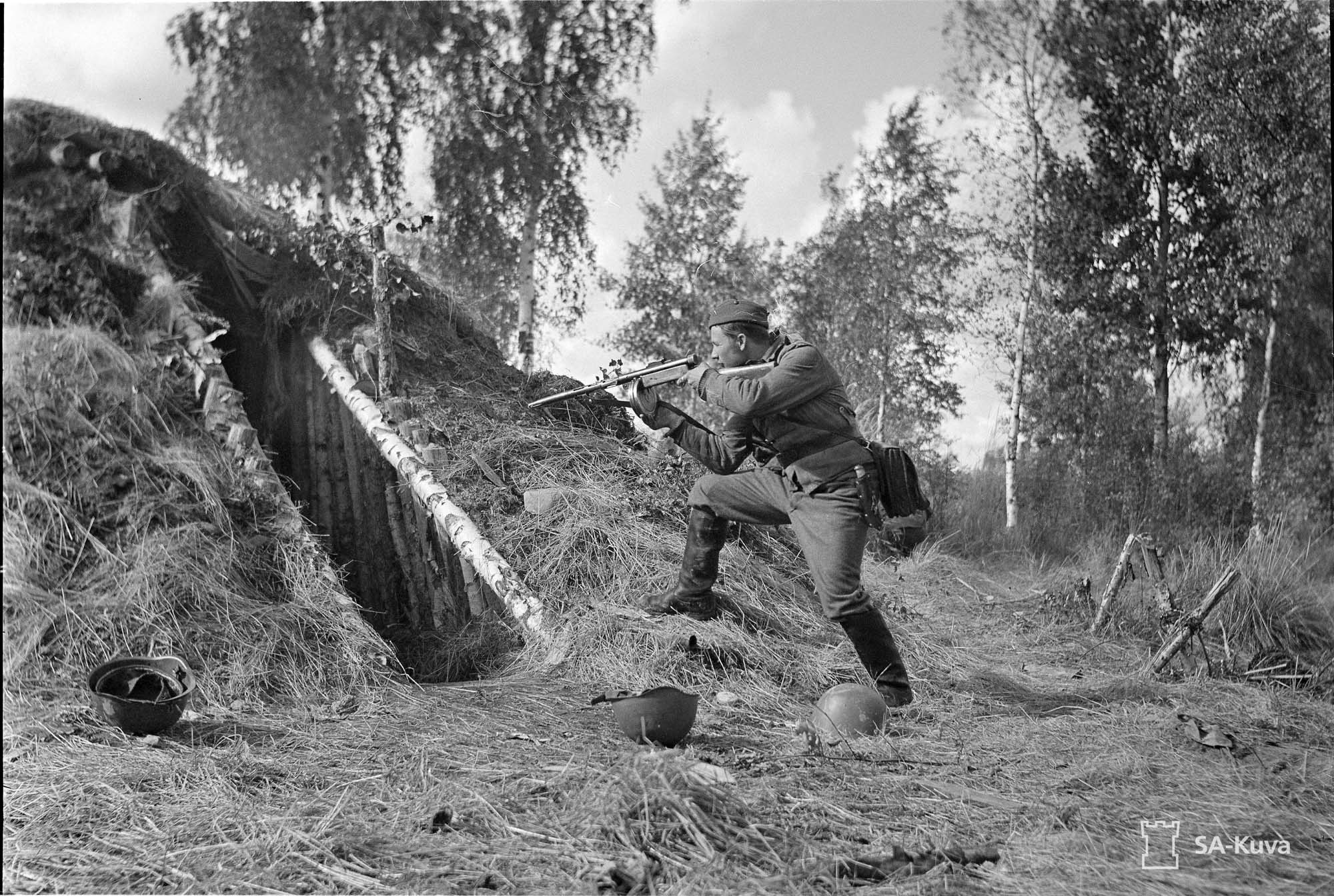 Suomen sotamenestystä tuettiin kuvilla – Jatkosodan viralliset valokuvat  kätkevät taakseen lukemattomia tarinoita | Aurora